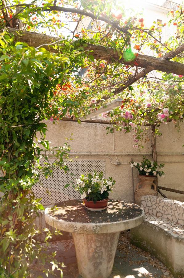 Casa Teresinella Garden Torre Annunziata Exterior foto